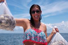 21621